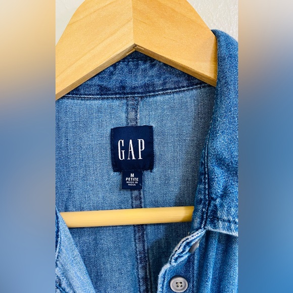 GAP Light Blue Denim Shirt Dress - Sleeveless Button Front - Picture 4 of 8